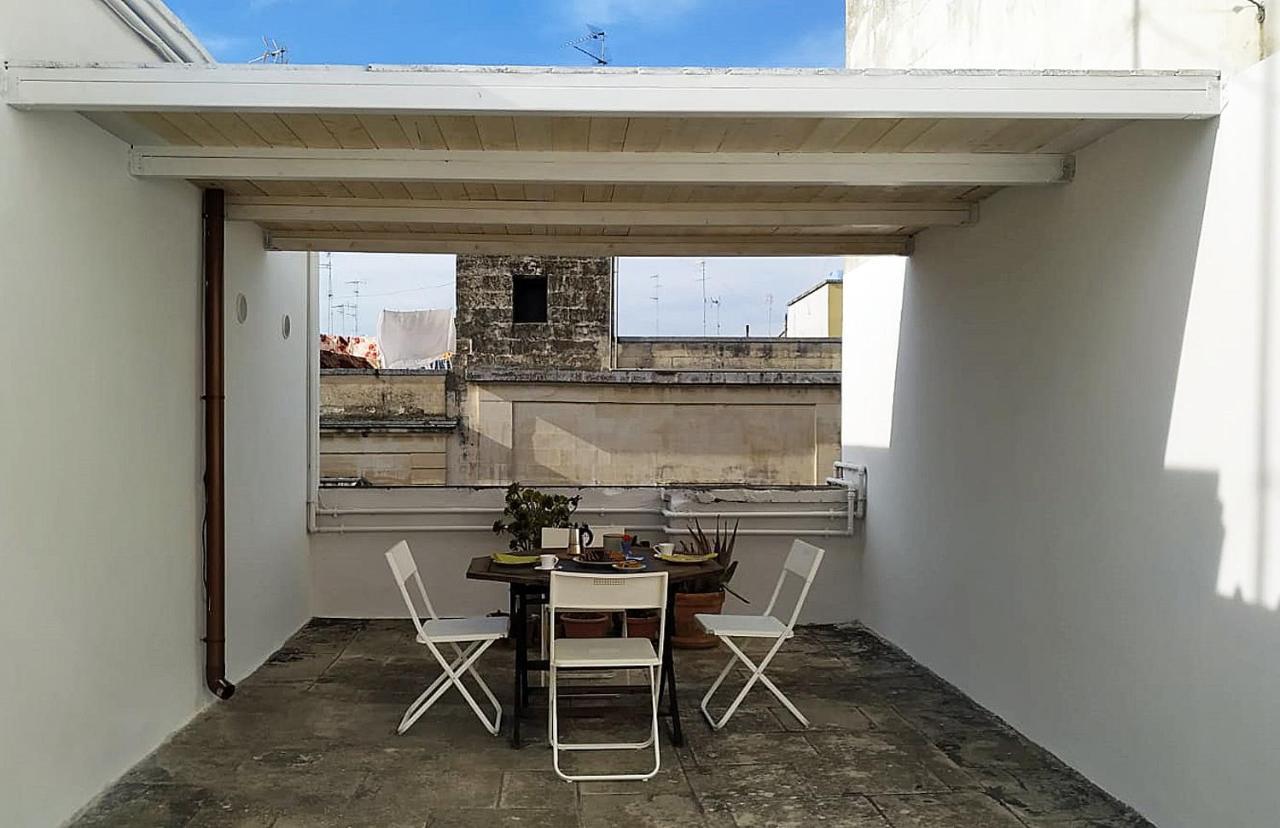 Confortevole Appartamento Vicino Al Centro Lecce Exterior foto